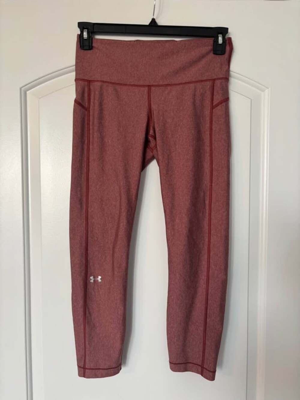 Under Armour HeatGear Compression Cropped Leggings Medium - Heathered Red